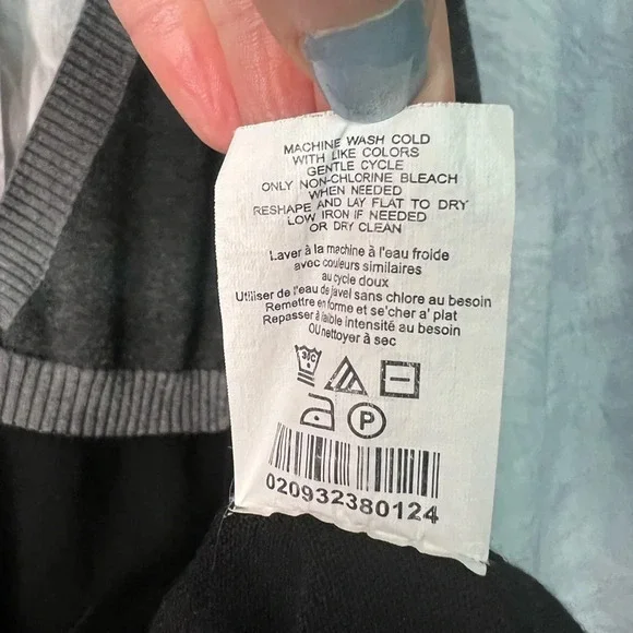 Motherhood Maternity Grey, Black and White Faux Layered Sweater - size Medium - Picture 8 of 9